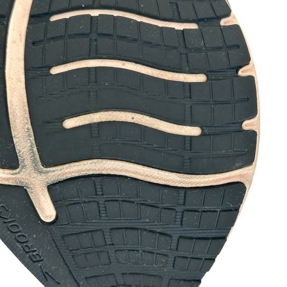 Brooks Glycerin 19 women’s black w/ rose color accent athletic/running shoe sz 9 - Picture 12 of 15